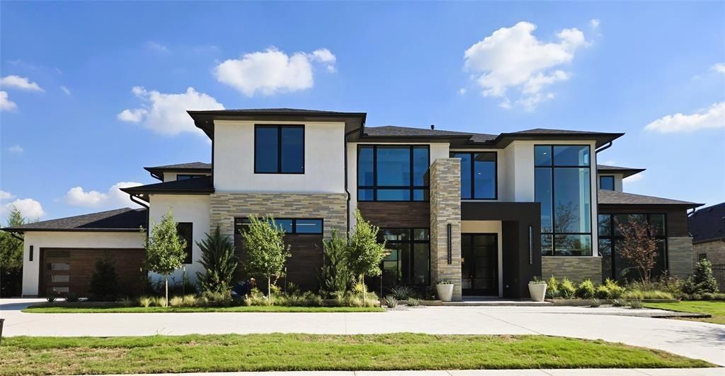 2223 Courtland Drive. Frisco, TX 75034