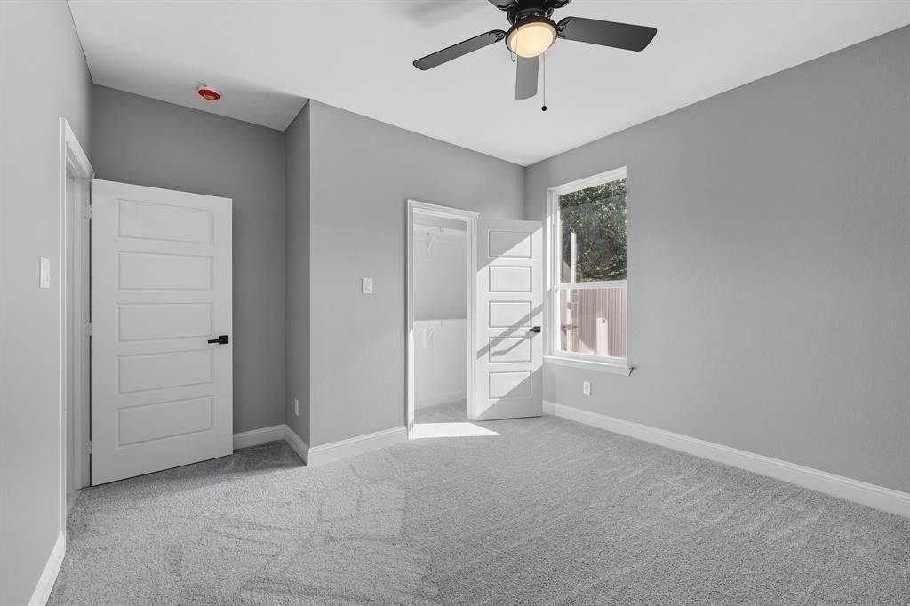 2513 Laurel Street. Grand Prairie, TX 75050