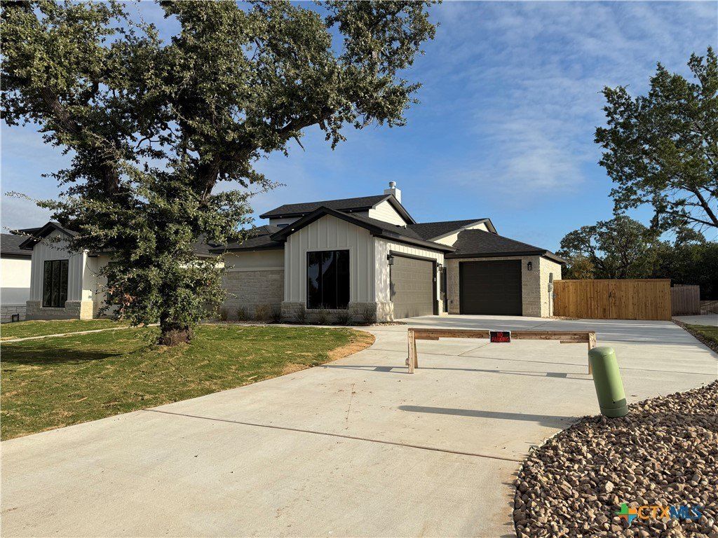 5909 Whippoorwill Road. Temple, TX 76502