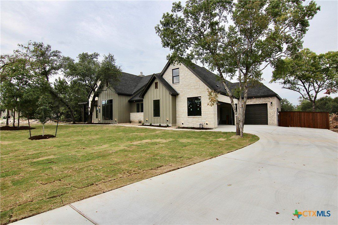 2119 Iron Branch Road. Temple, TX 76502