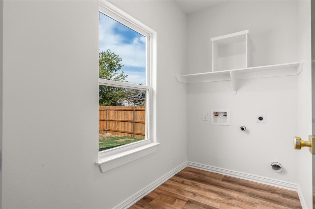 702 S Ivy Street. Hillsboro, TX 76645