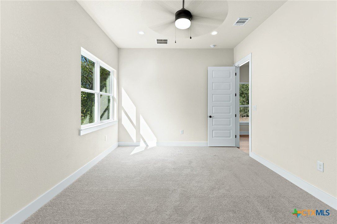 223 W Allen Street. Bartlett, TX 76511