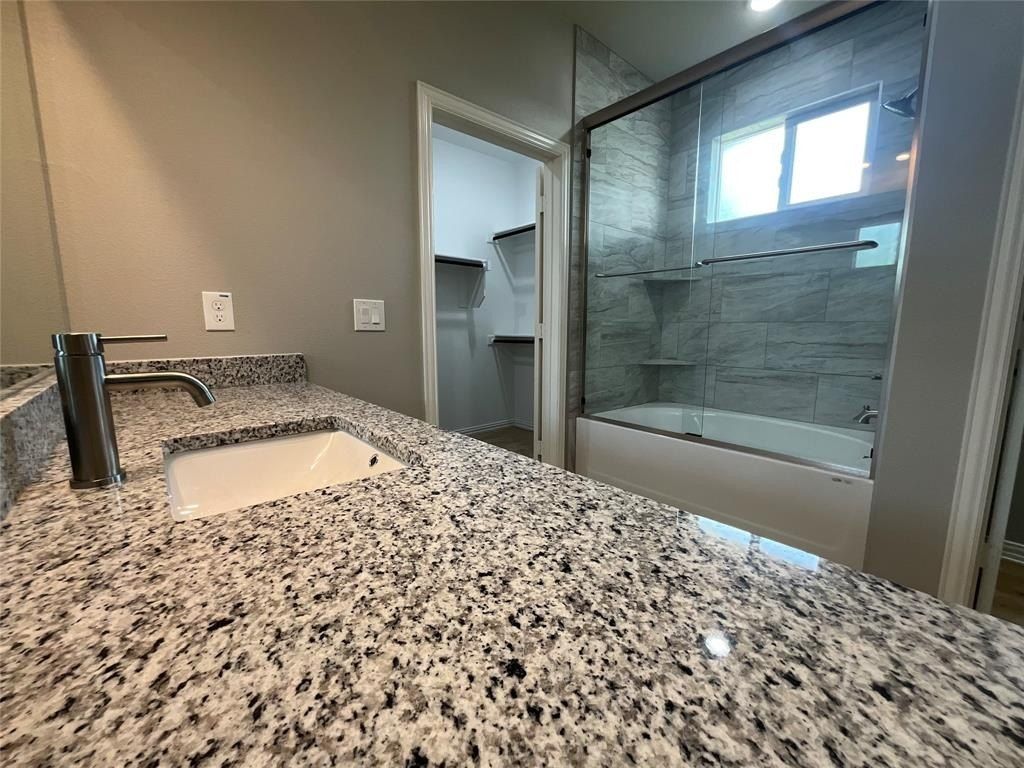 3915 Caddo Street. Greenville, TX 75401