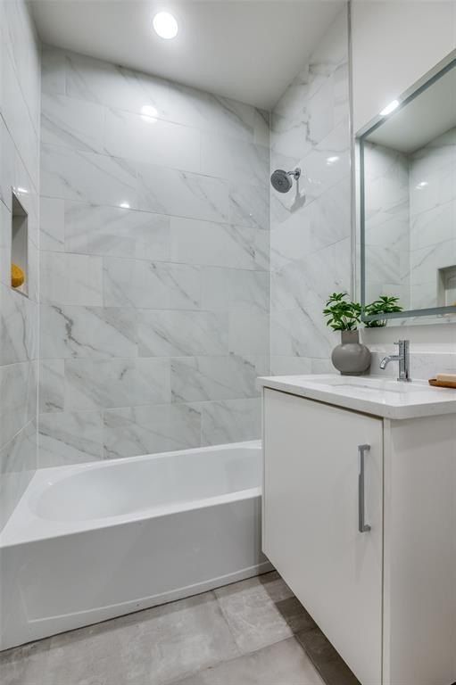 14903 Reserve Circle. Addison, TX 75001