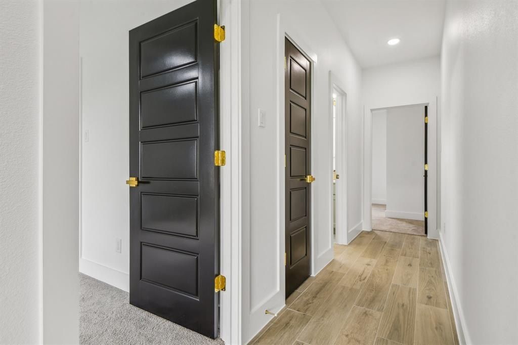 6605 Buffalo Ridge Circle. Godley, TX 76044