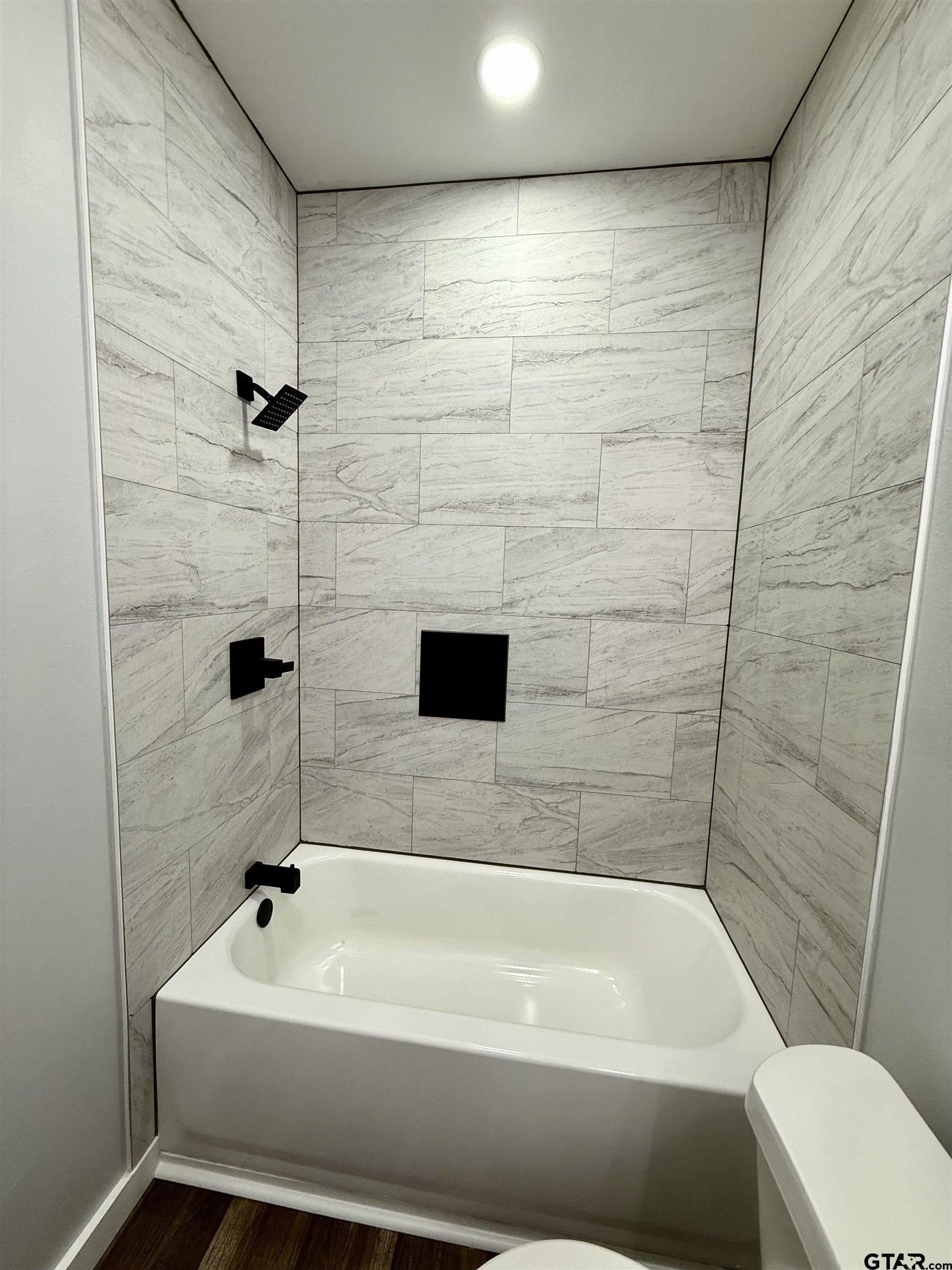 127 Cr 1725. Mt Pleasant, TX 75455