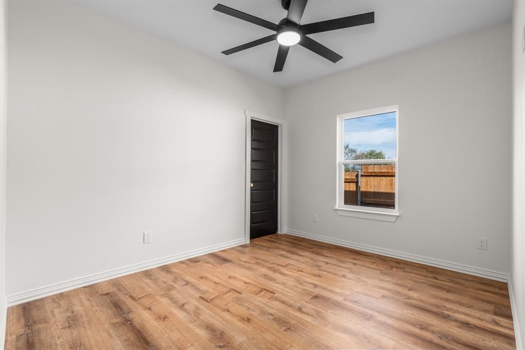 704 S Ivy Street. Hillsboro, TX 76645