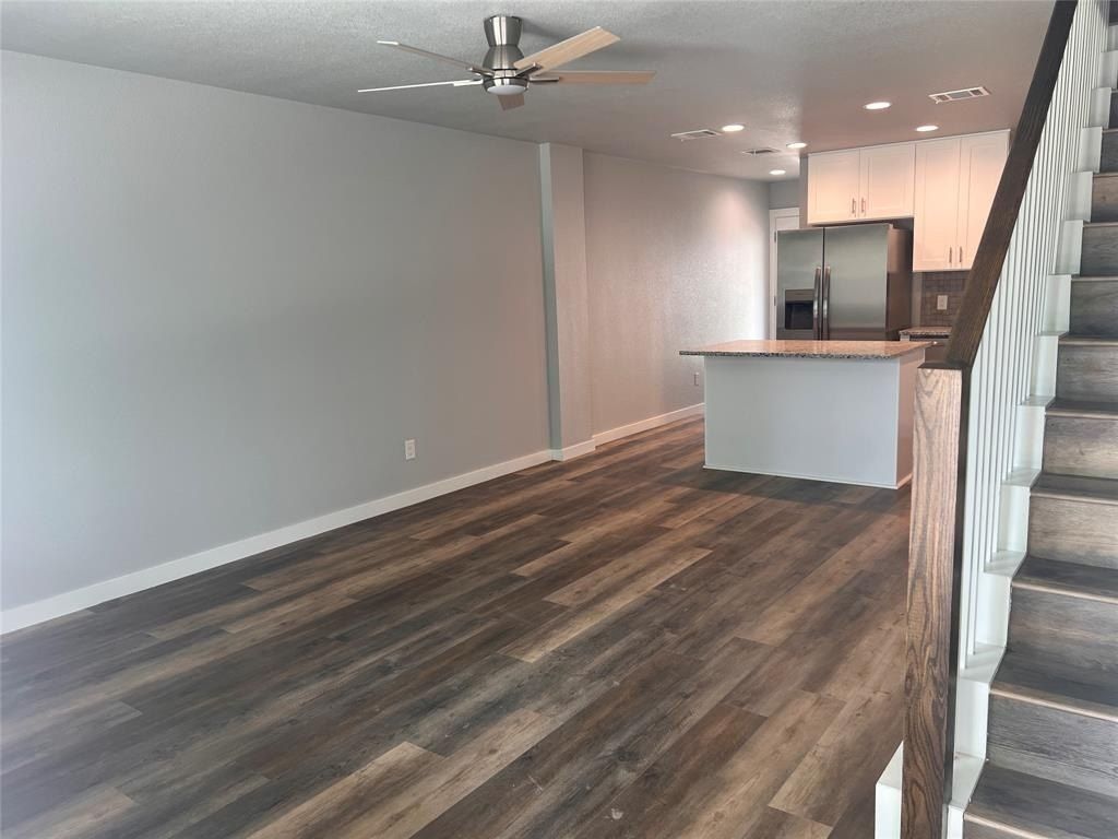 105 W North Street. Itasca, TX 76055