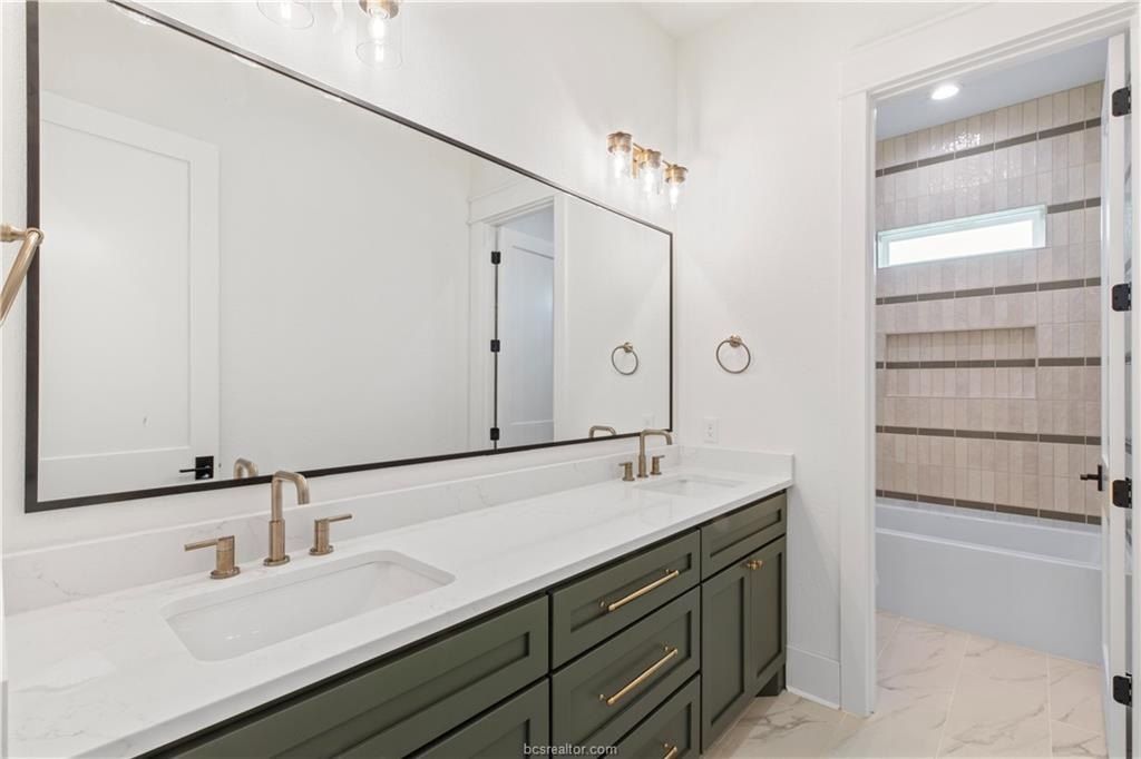 5964 Reliance Ridge Circle. Bryan, TX 77808