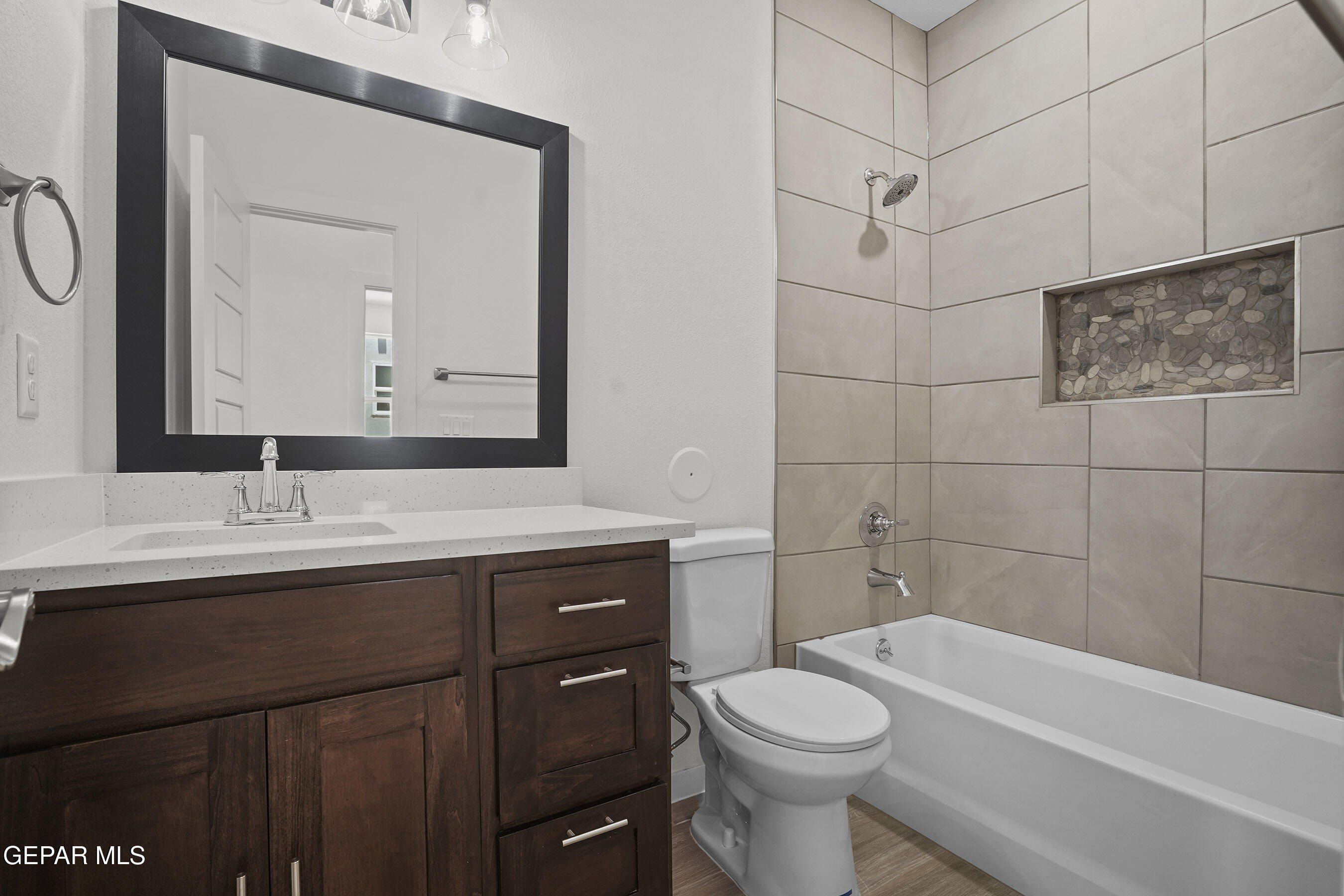 Harlan Point Place. El Paso, TX 79928