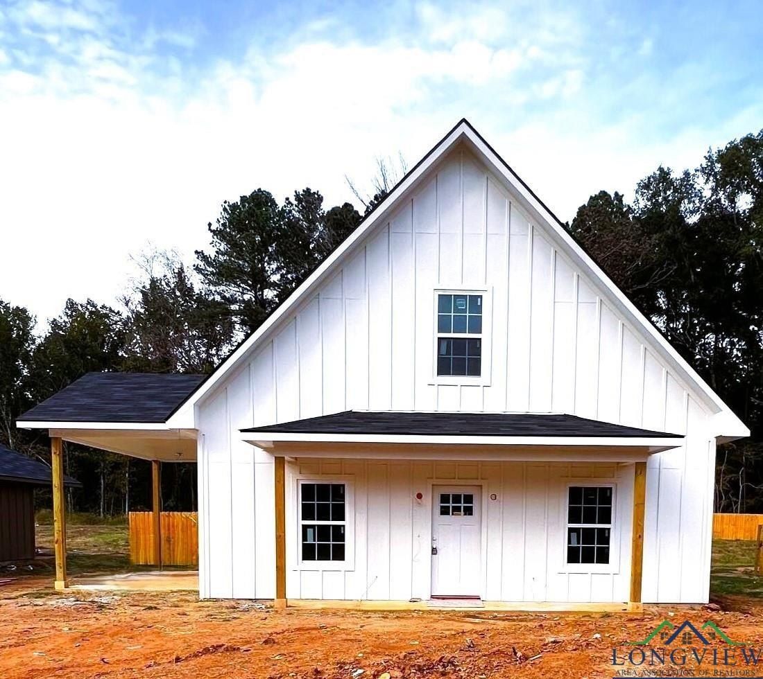 516 Ranier. Longview, TX 75604