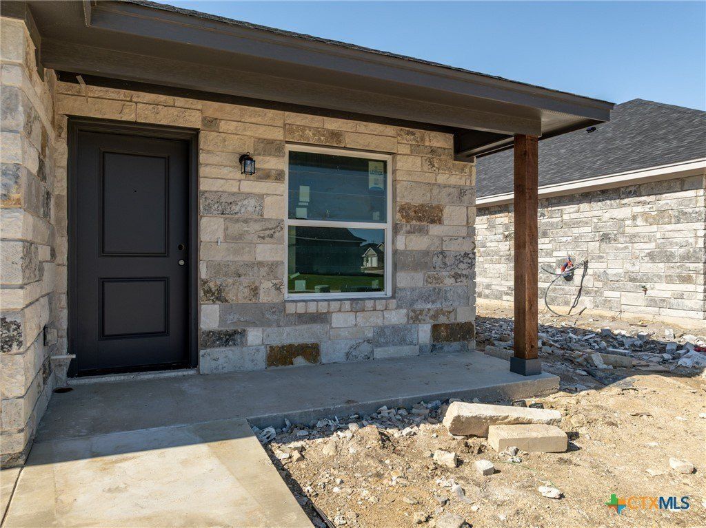 6404 Rocky Rose Road Unit A  B. Killeen, TX 76543