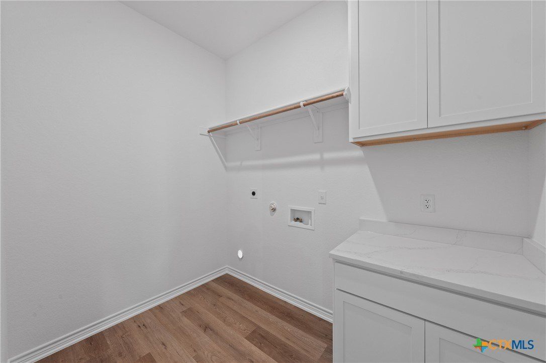 7915 Autumnwood Lane. Temple, TX 76502