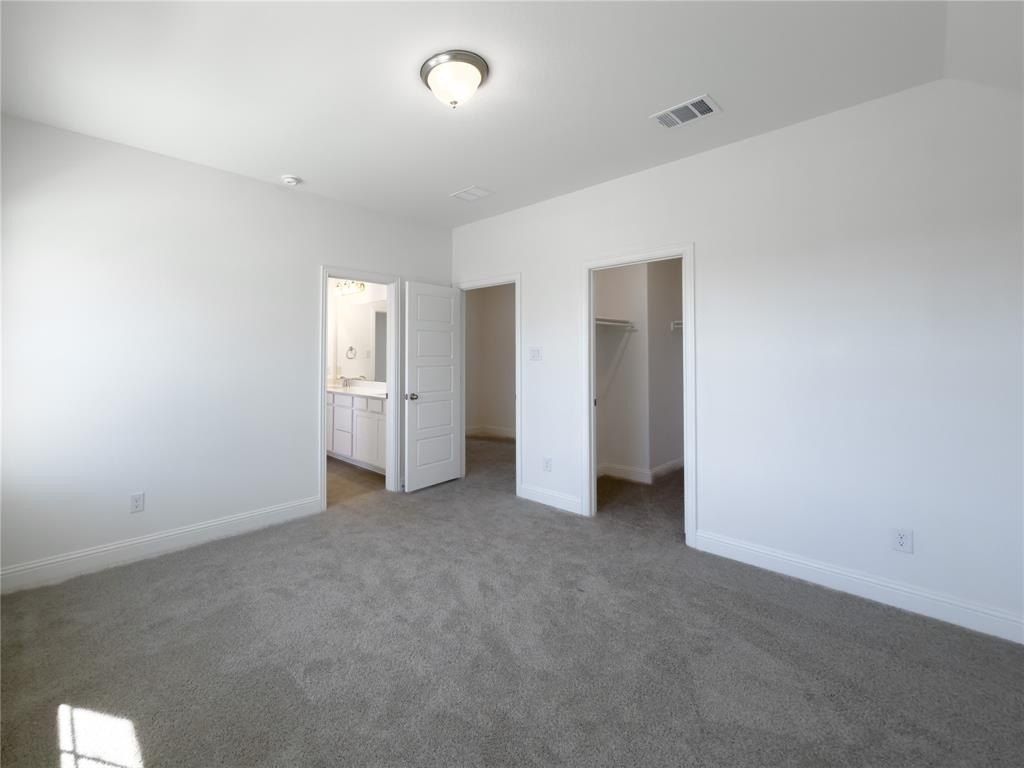 3903 Jimson Avenue. Midlothian, TX 76065