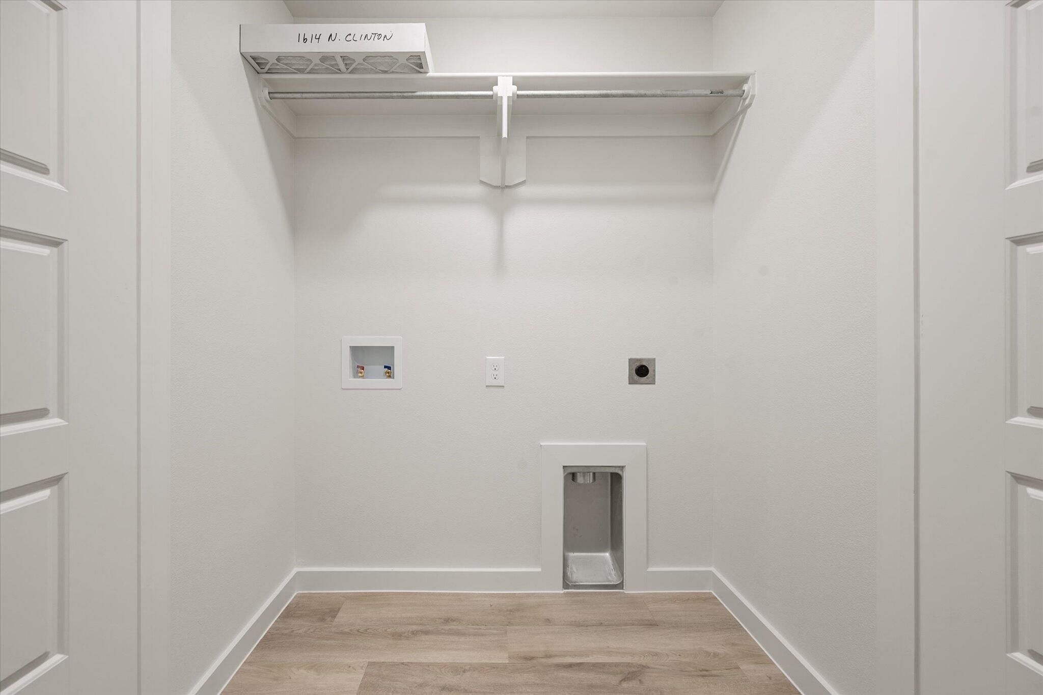 1614 N Clinton Avenue. Lubbock, TX 79416