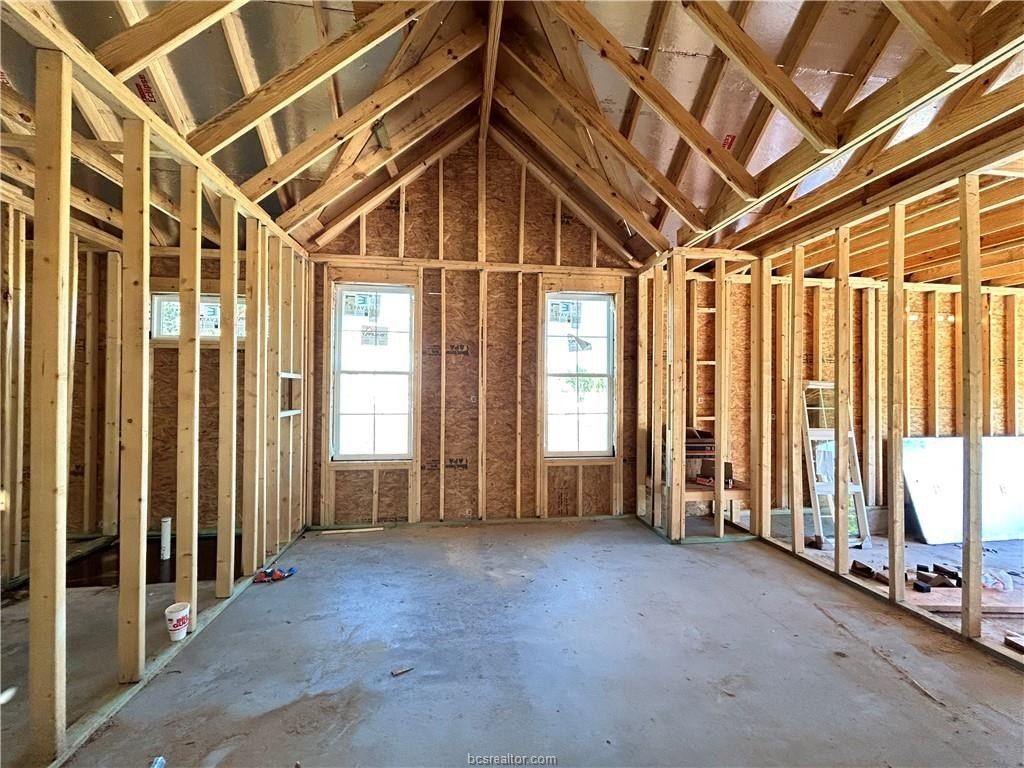 4015 Pacific Crest Way. Bryan, TX 77808