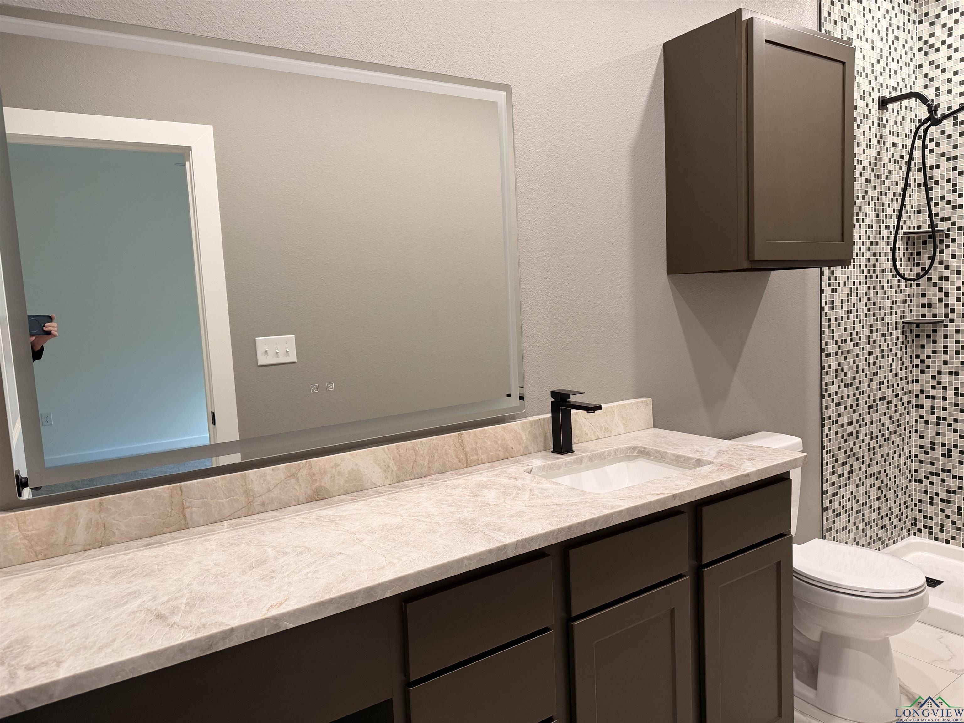 1204 E Rusk. Marshall, TX 75670