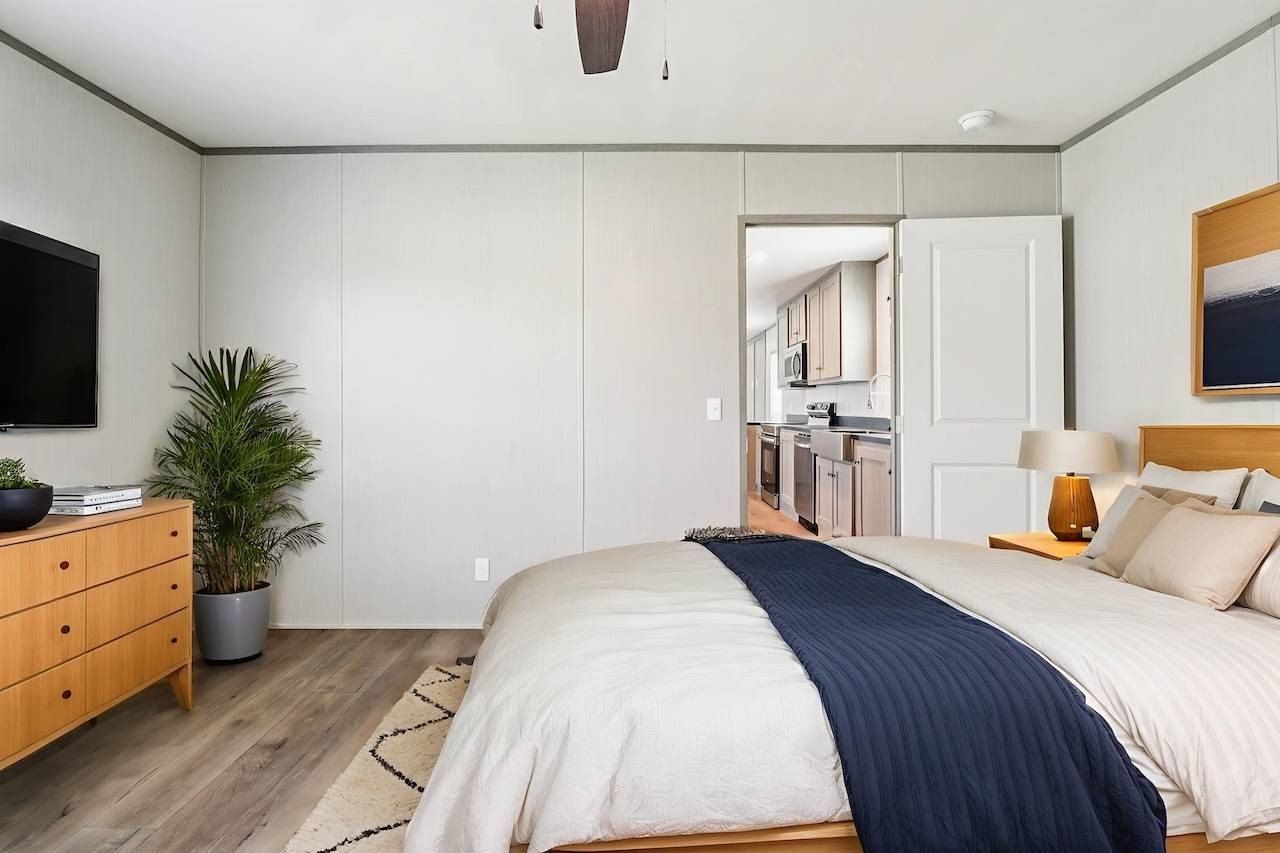 1800 Oak Grove Rd E. Burleson, TX 76028