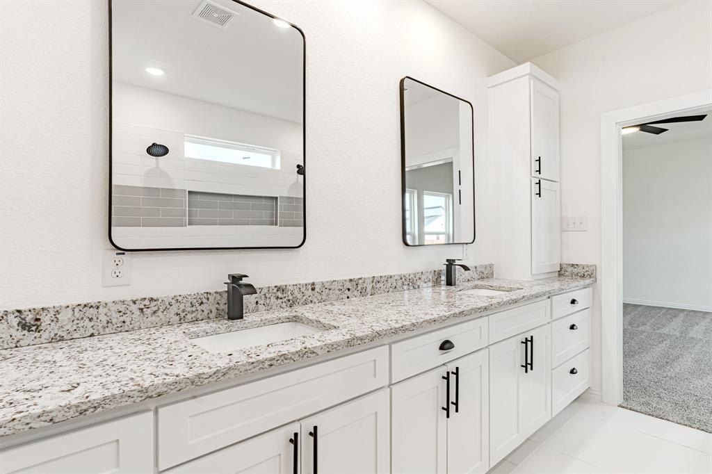 5420 Van Horn Drive. Granbury, TX 76048