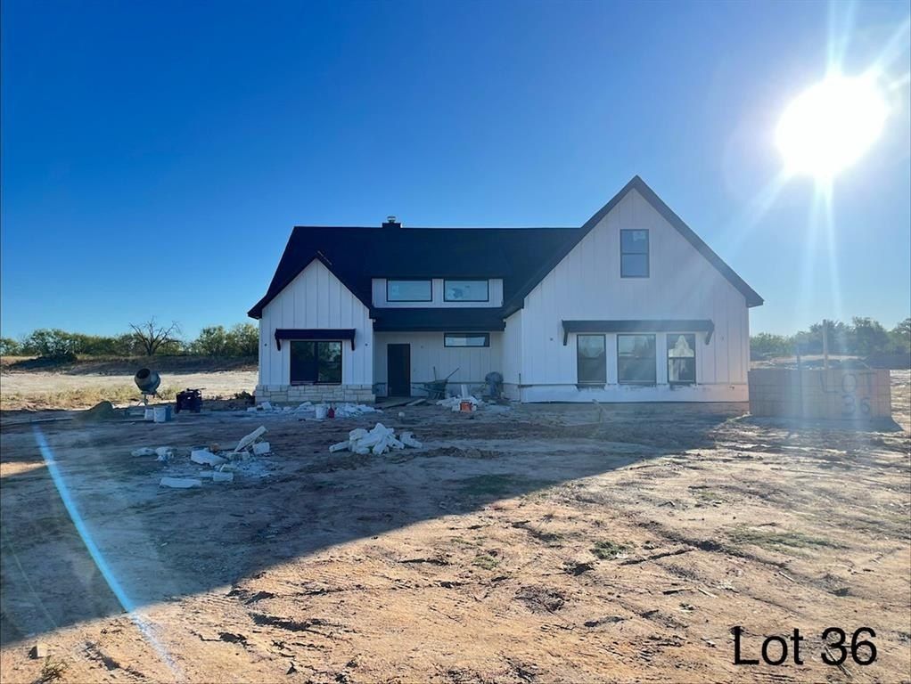 321 Jonny Boy Way. Springtown, TX 76082