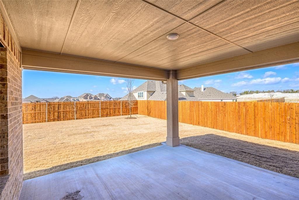 617 Brazos Drive. Van Alstyne, TX 75495