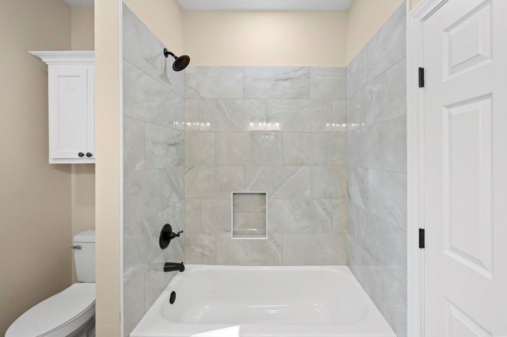 160 Sweetgum Drive. Brookeland, TX 75931