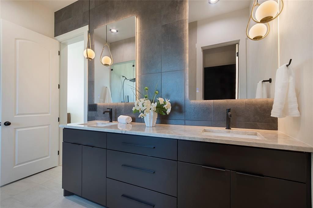 2970 Stella Rose Court. Waxahachie, TX 75165