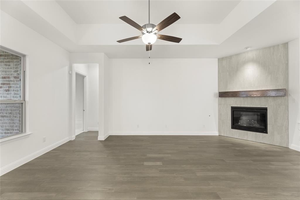 632 Brazos Drive. Van Alstyne, TX 75495