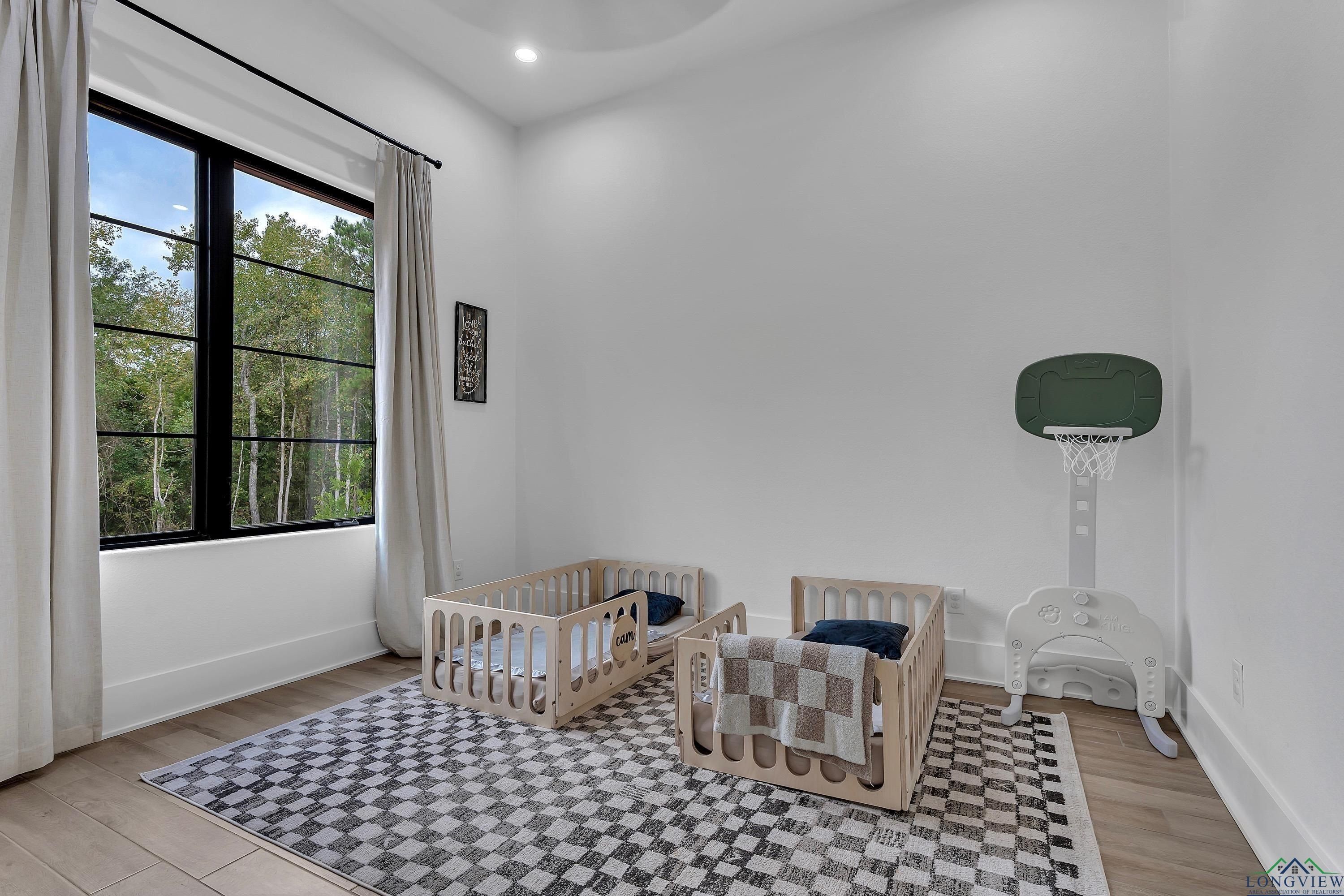 2383 Flamingo Rd. Gilmer, TX 75645