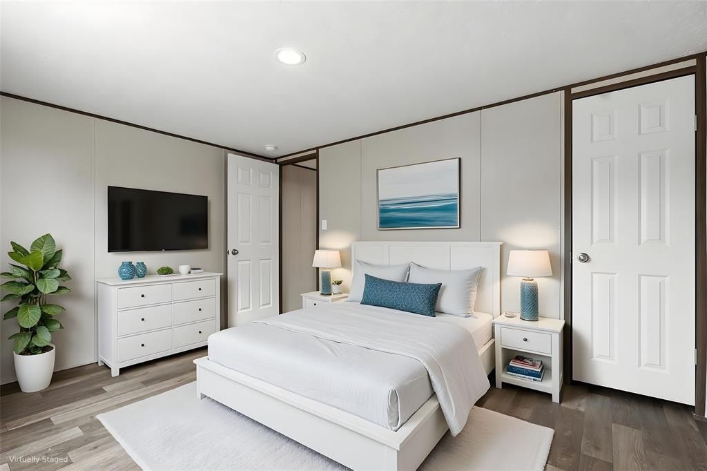 4214 W Virginia Drive. Granbury, TX 76048