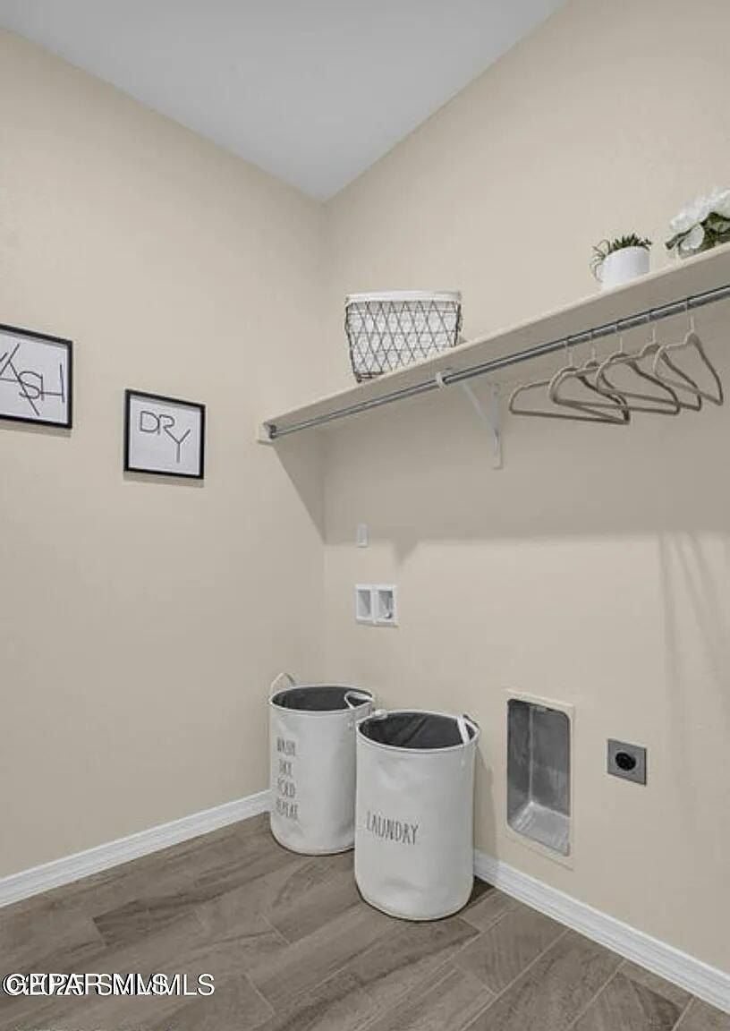 6932 Levee Circle. El Paso, TX 79932