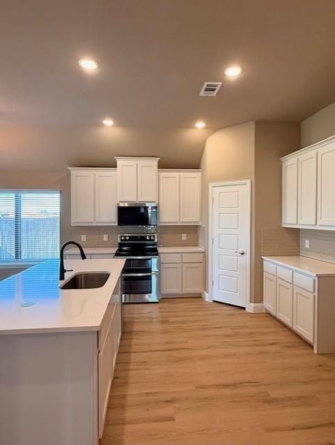 2400 Galaxy Trail. Alvarado, TX 76009