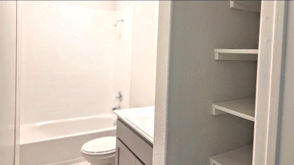 109 Trinity Street. Grandview, TX 76050