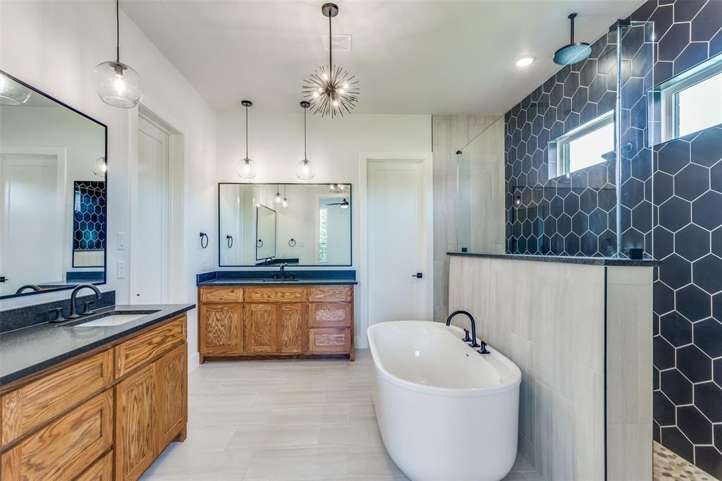 505 Aermotor Loop. Weatherford, TX 76085