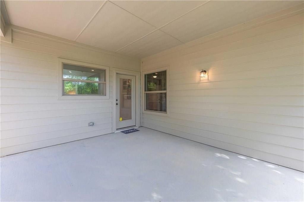 10105 Budtime Lane. Dallas, TX 75217