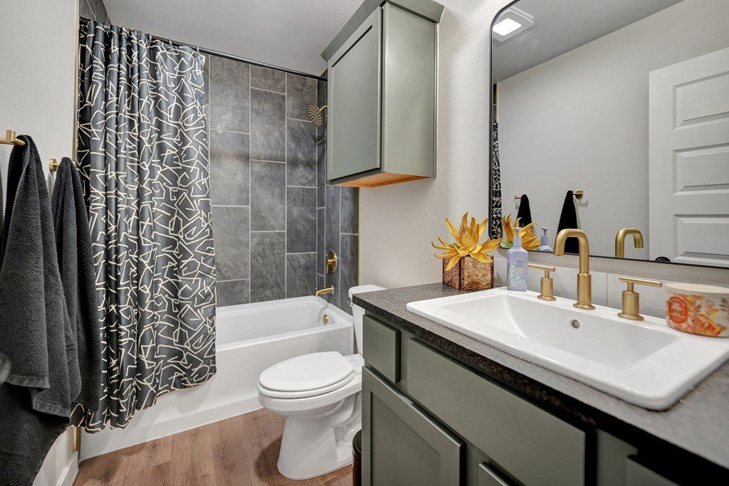 2124 Coneflower Court. Midland, TX 79705