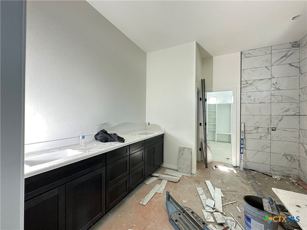 3402 Prato Lane. Temple, TX 76502