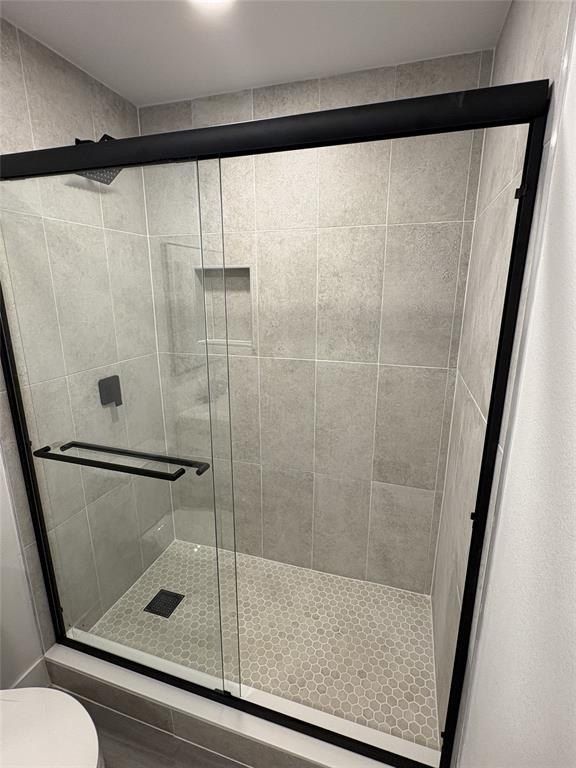 719 E Commerce Avenue. Cooper, TX 75432