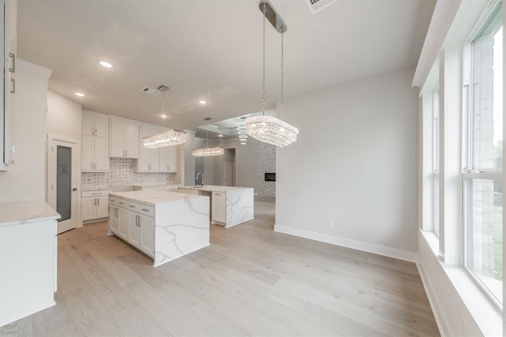 6428 St George Court. North Richland Hills, TX 76180