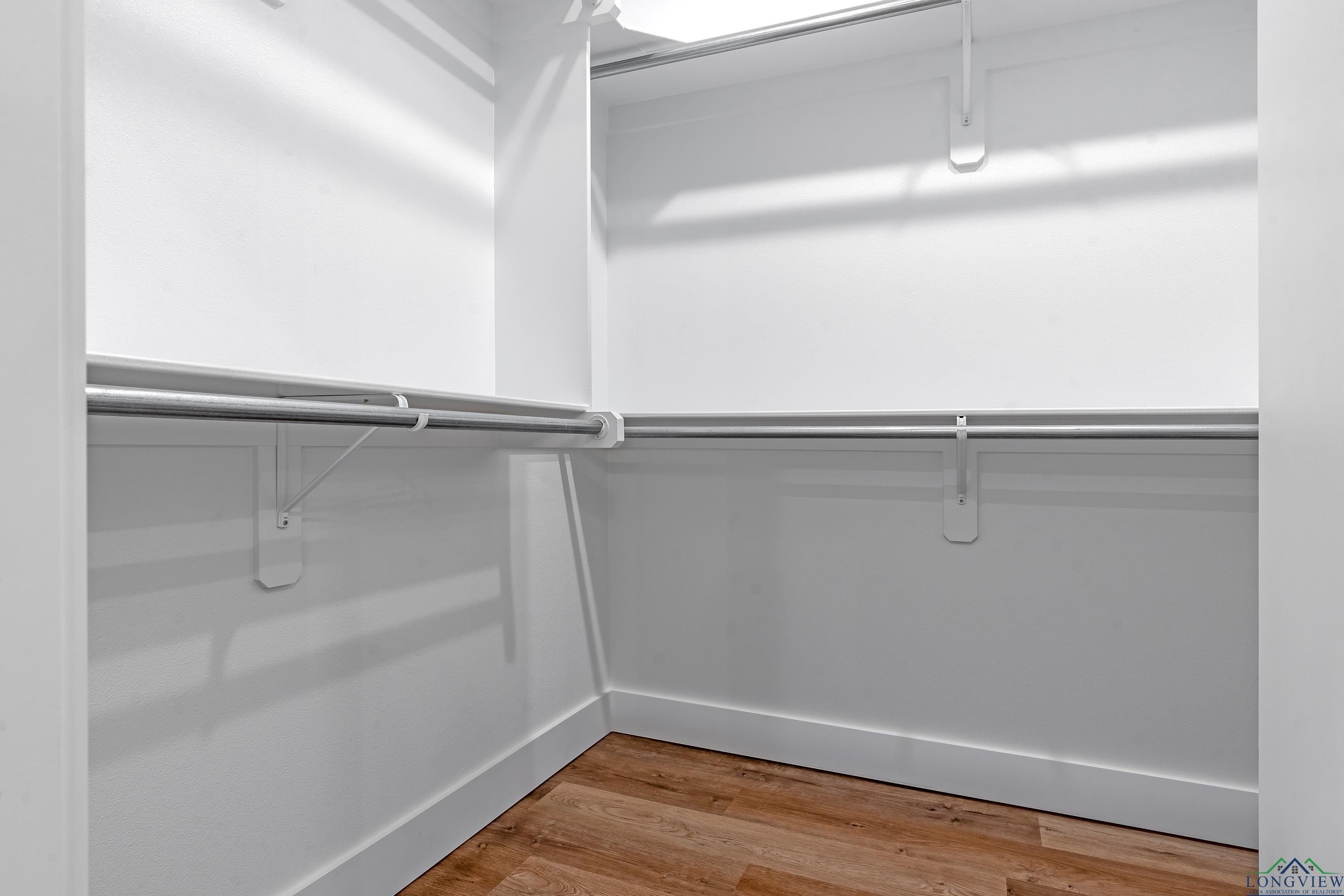 101 St Clair. Longview, TX 75605