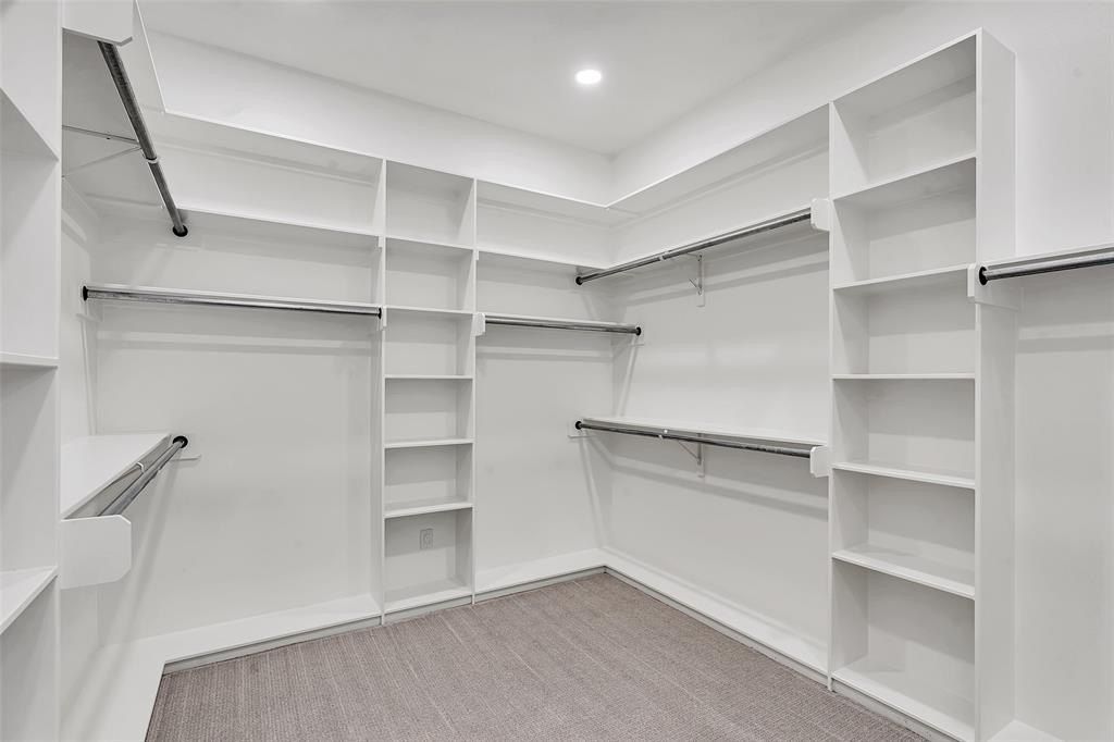 120 Ella Kate Drive. Longview, TX 75605