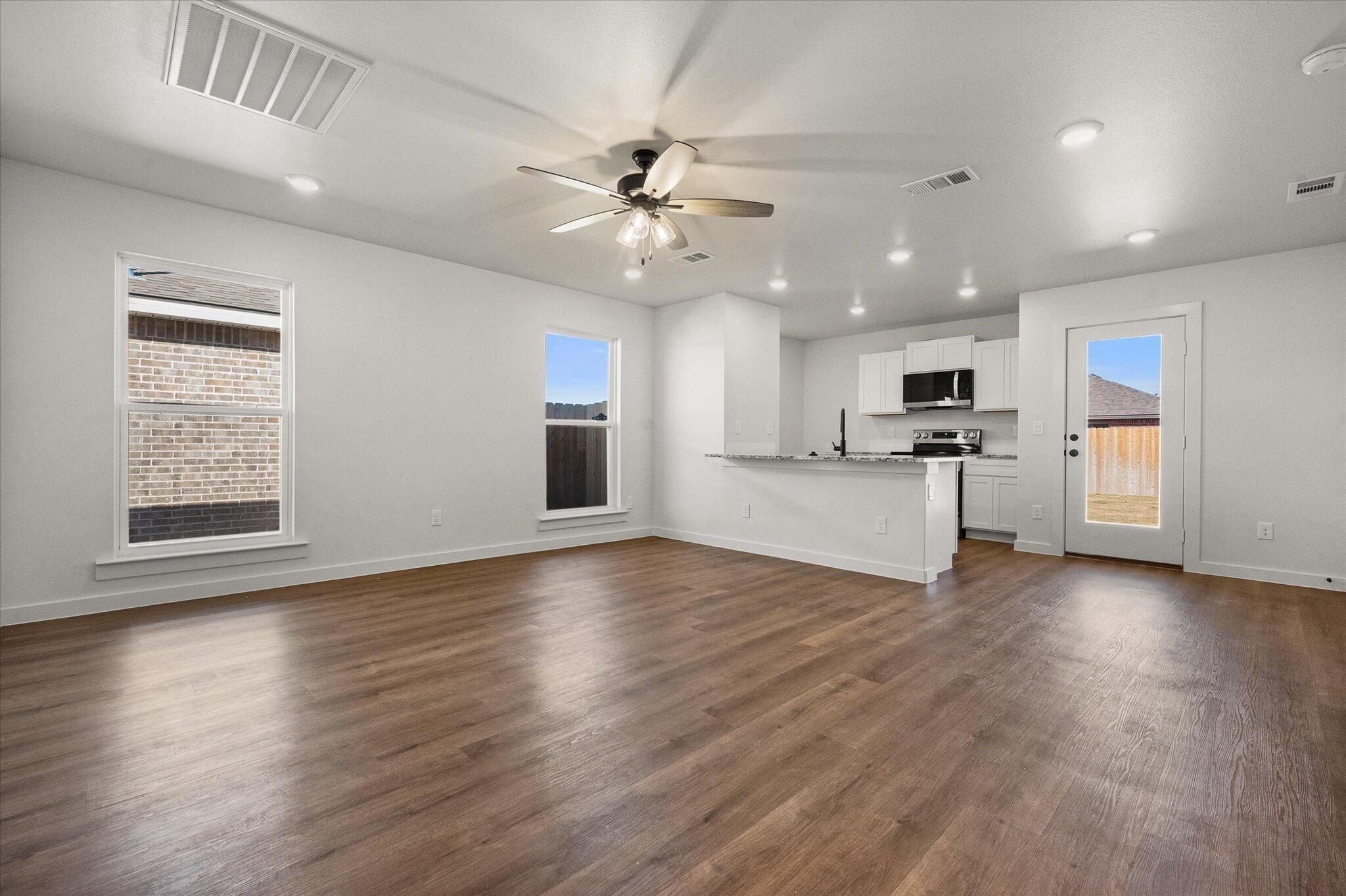 1612 N Clinton Avenue. Lubbock, TX 79416