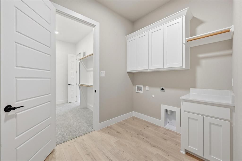 610 Golden Crest. Haslet, TX 76052