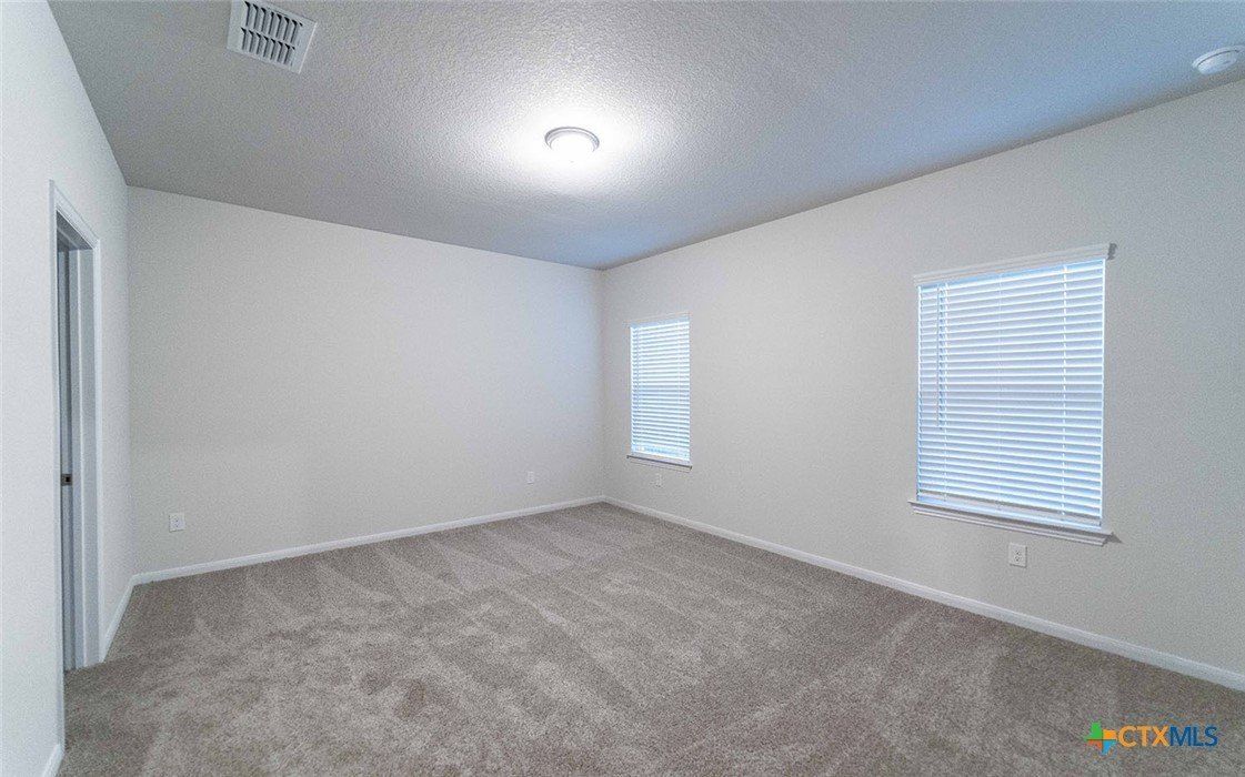 300 Jills Path. Seguin, TX 78155