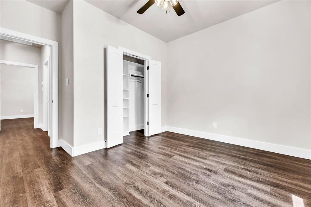 391 Slate Rock Road. Ennis, TX 75119