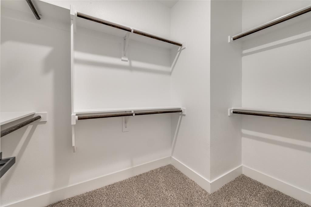 5401 Helmick Avenue. Fort Worth, TX 76107