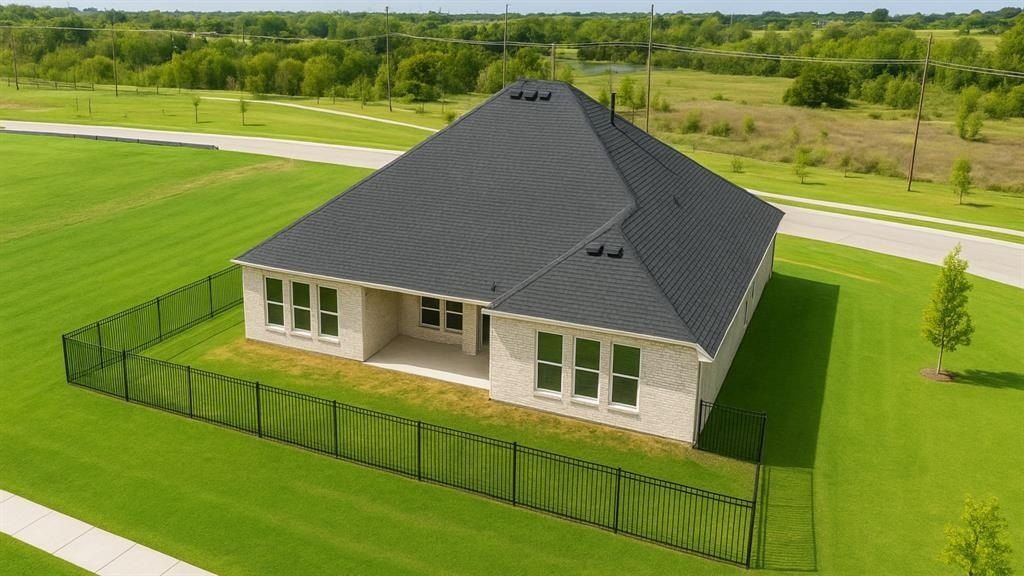 214 Parkland Valley. Rockwall, TX 75087