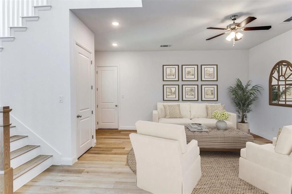 8965 Armstrong Court. Benbrook, TX 76126