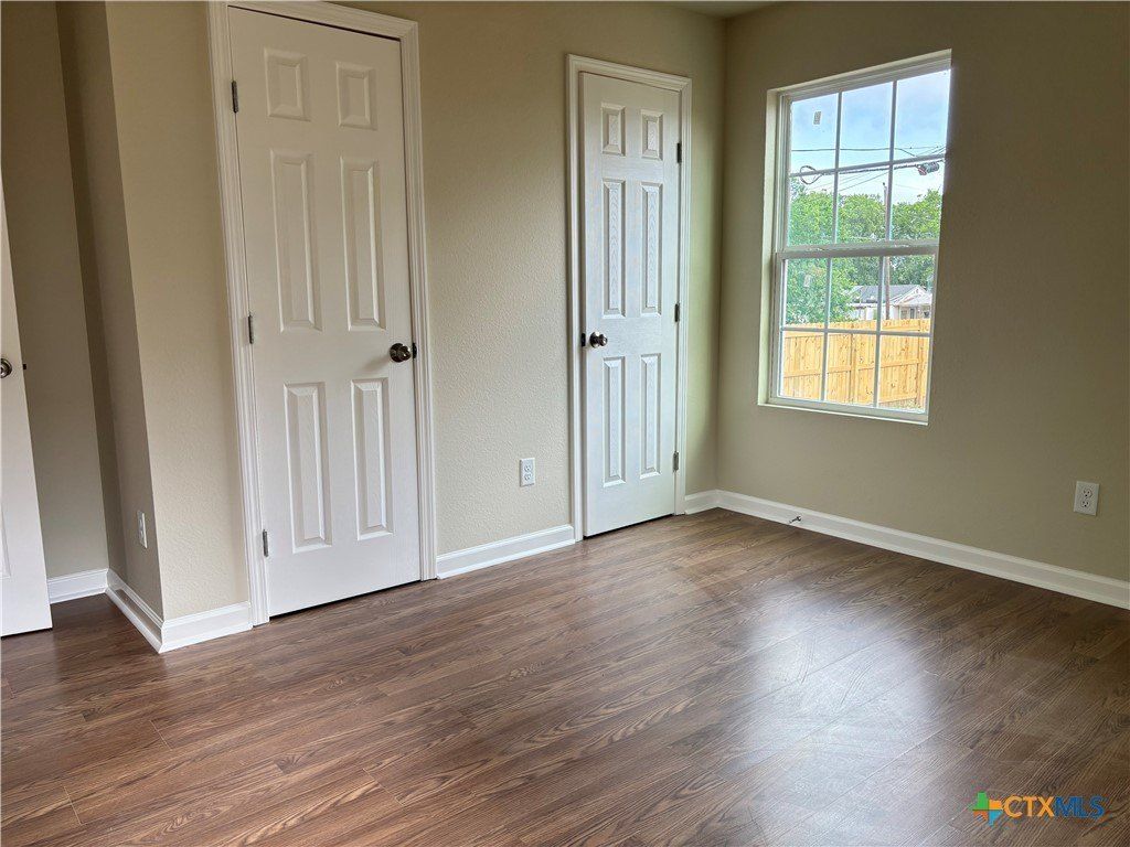 700 E 5Th Street. Nixon, TX 78140