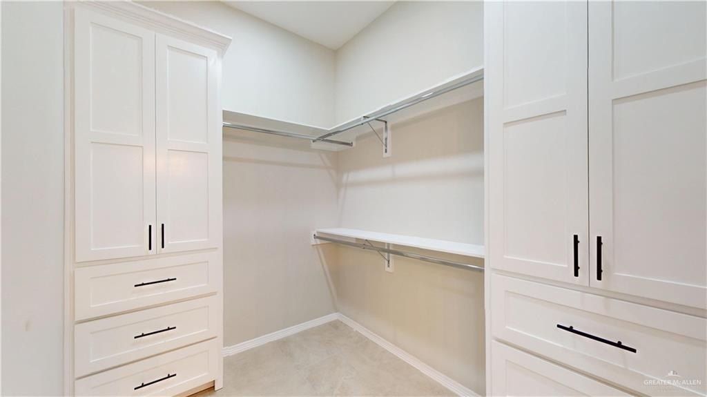 3802 Crimson Avenue. Mission, TX 78574